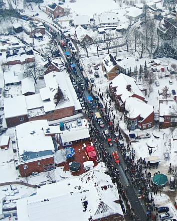 Umzug in Schönwalde - © video-kopter.de