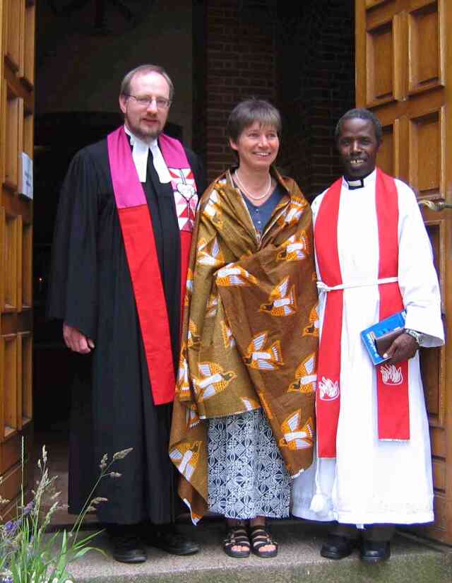 Ehepaar Köhnke mit Pastor Ngavo